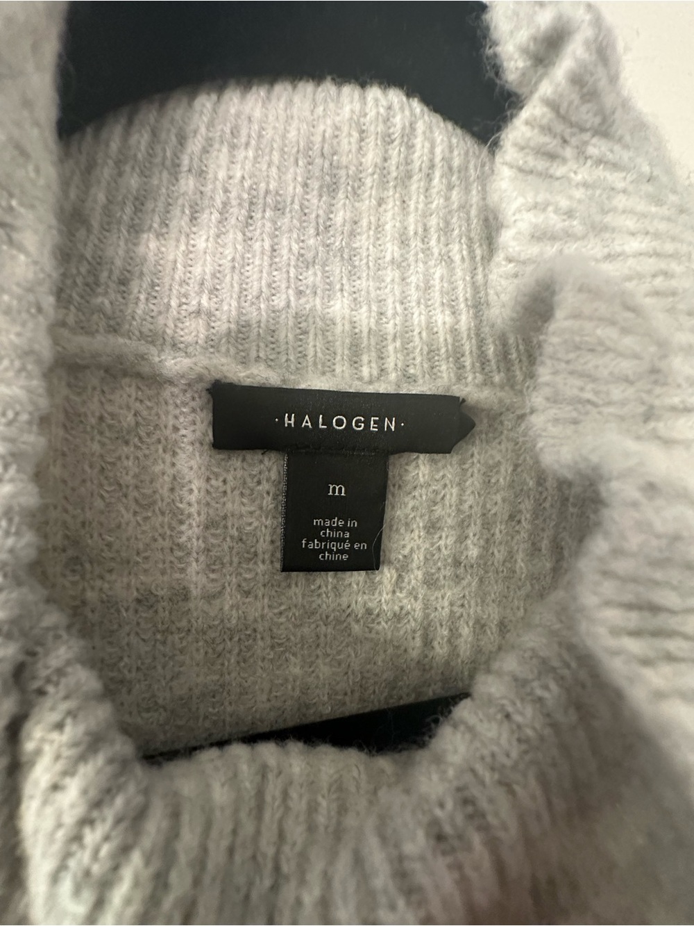 Halogen Gray Ribbed Ruffle Mock Neck Balloon Sleeve Sweater - Picture 5 of 5